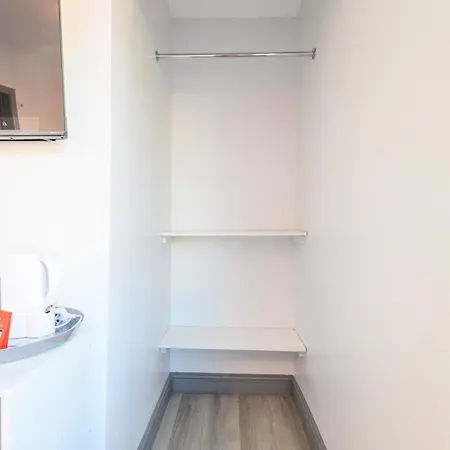 Lower Wortley 1 Couples Paradise With A Shared Kitchen - Pass The Keys * ليدز